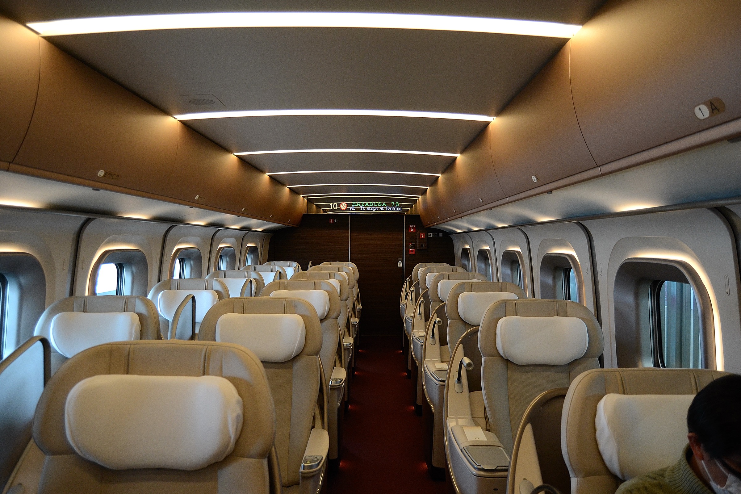 Gran Class cabin interior of E5 Hayabusa Shinkansen showing the premium seating arrangement