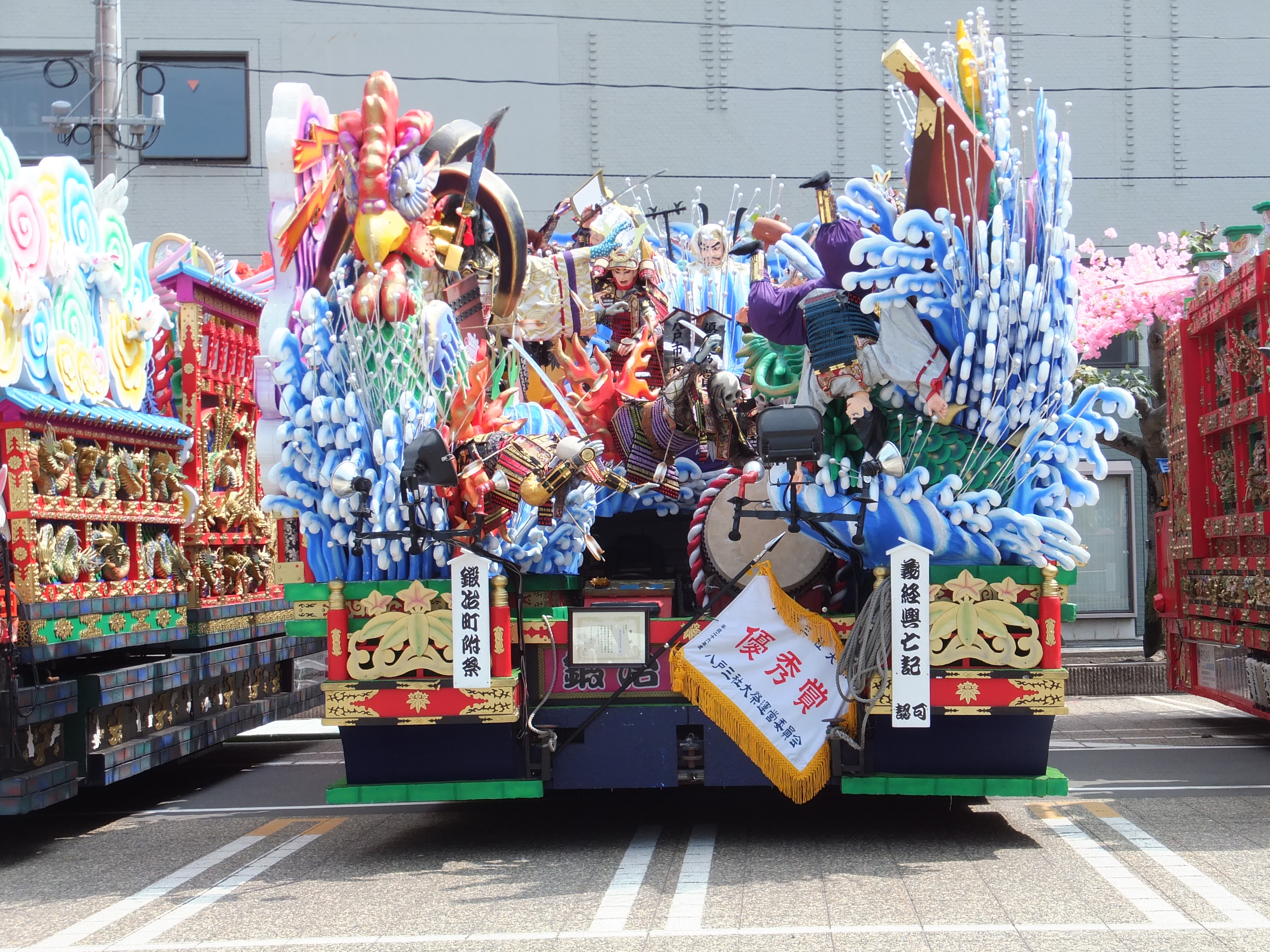 Hachinohe Sansha Taisai festival elaborate floats 2014