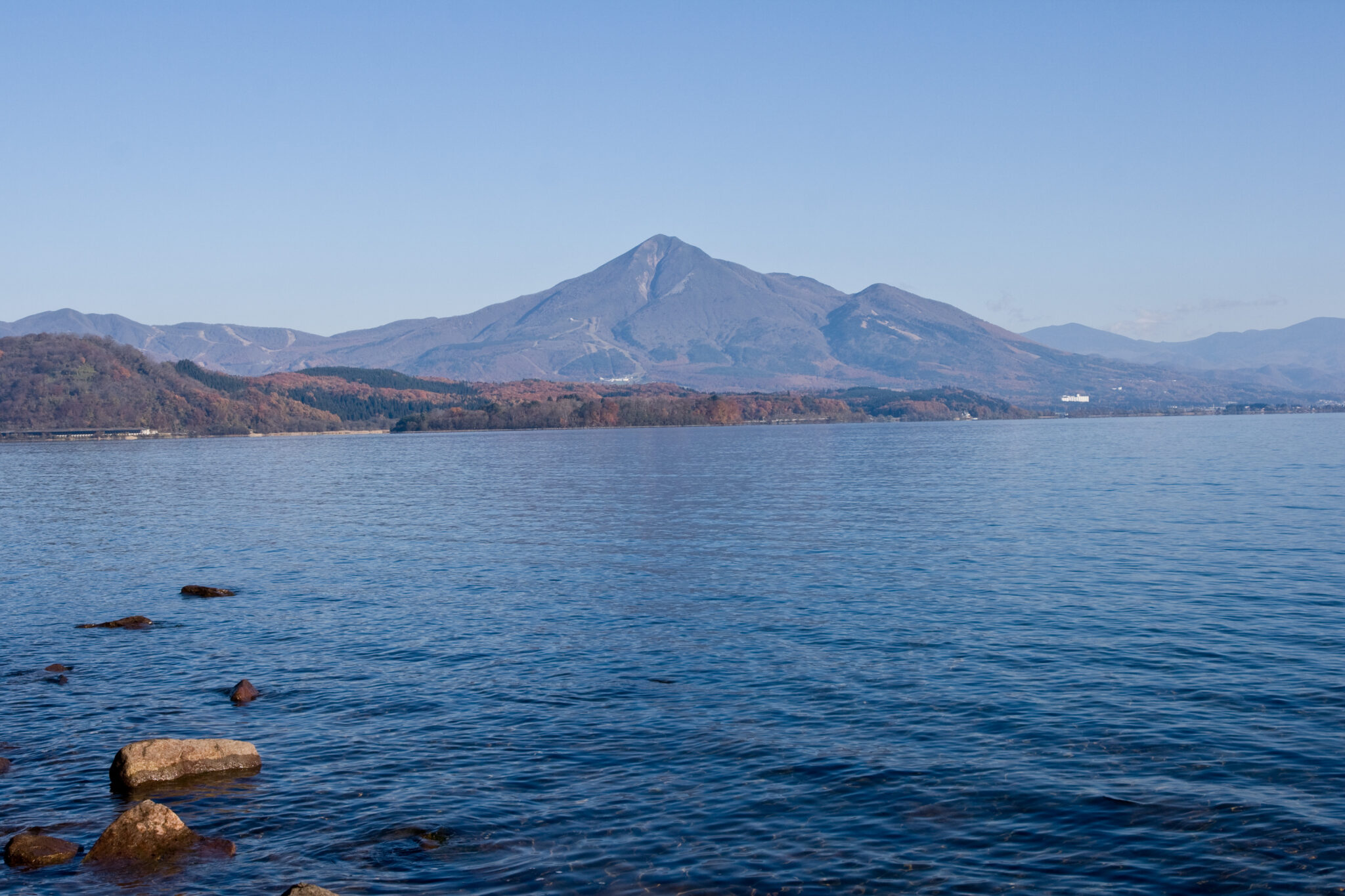 Blue Power Inawashiro Lake Inawashiro, Fukushima: Complete Guide to Japan’s Mirror of Heaven ...