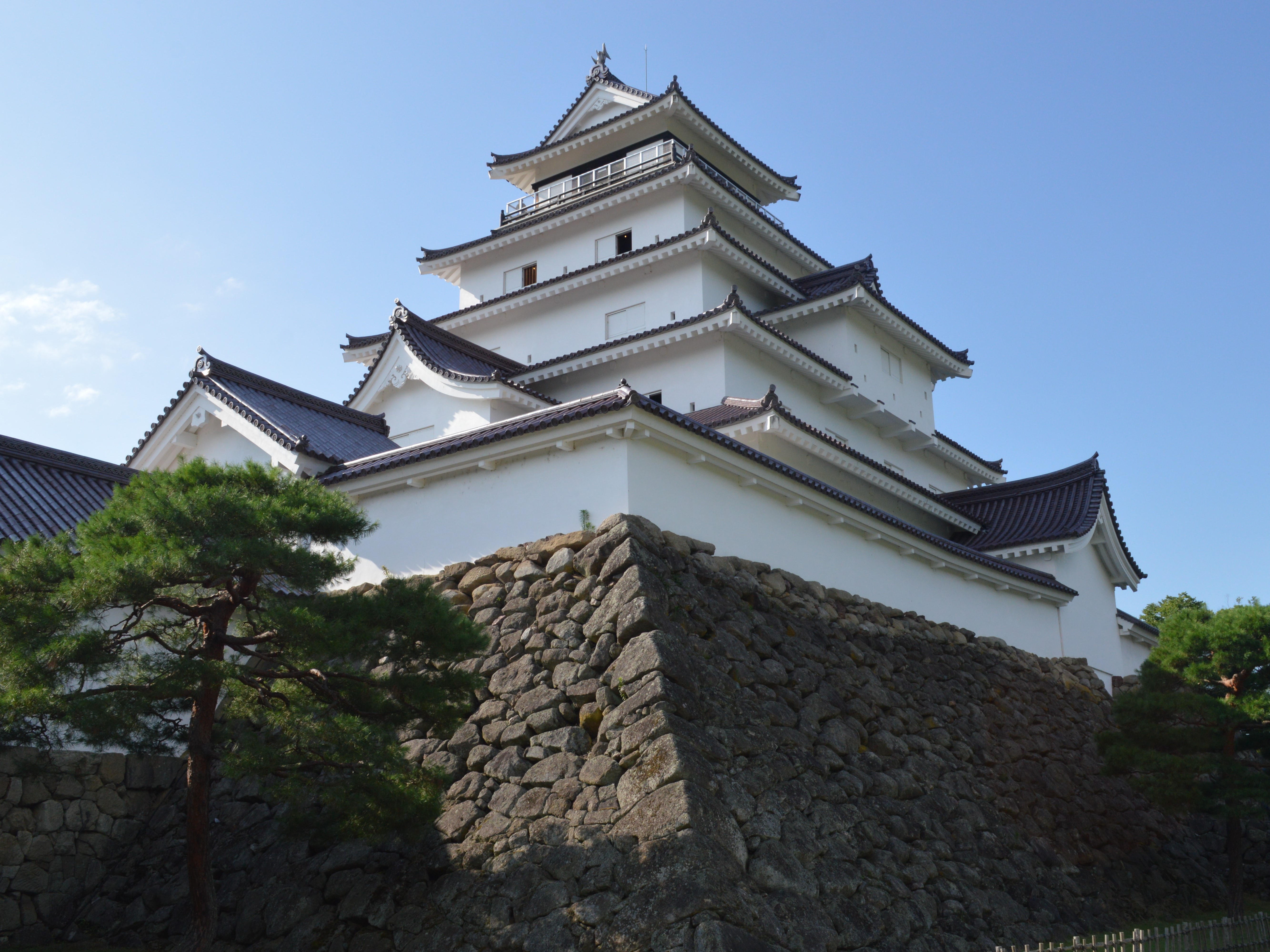Close-up view of Tsurugajo Castle walls and red roof tiles in Aizuwakamatsu